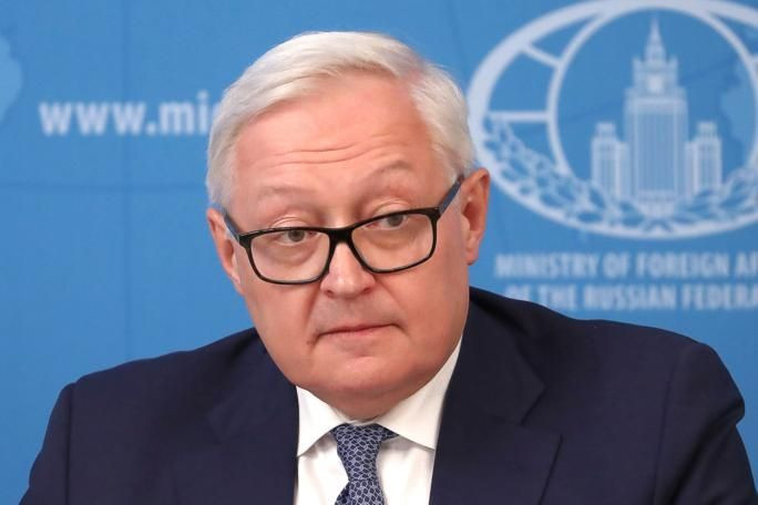 Рябков: Россия надеется на продуктивные договоренности на саммитах ШОС и БРИКС
 