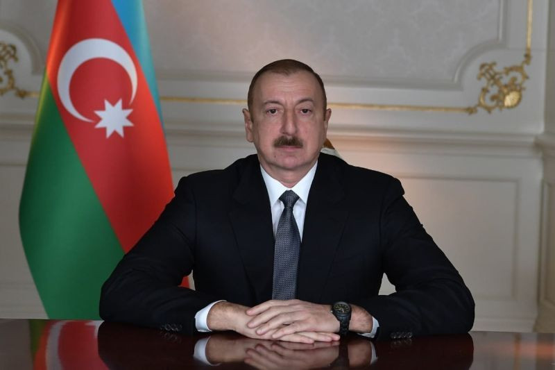 Президент Ильхам Алиев поздравил Шавката Мирзиёева по случаю 35-летия независимости Узбекистана
 