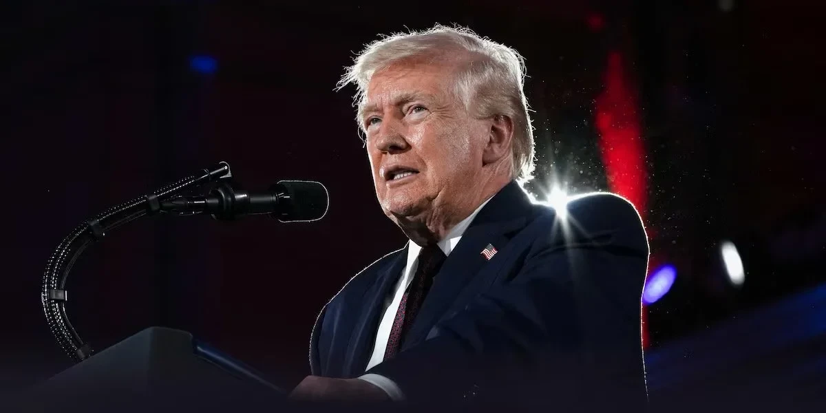 Президент США предложил переименовать Ормузский пролив в Пролив Трампа
 