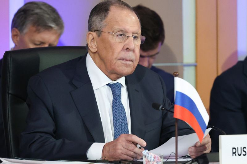 Лавров заявил, что Украина отказалась от принципов, на которых признавалась ее независимость
 