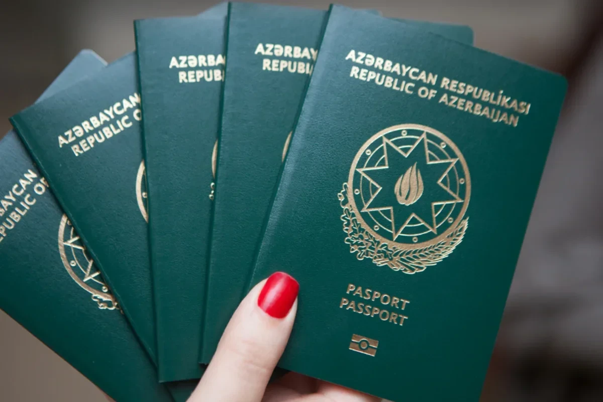 В какие страны граждане Азербайджана смогут ездить без загранпаспорта?
 