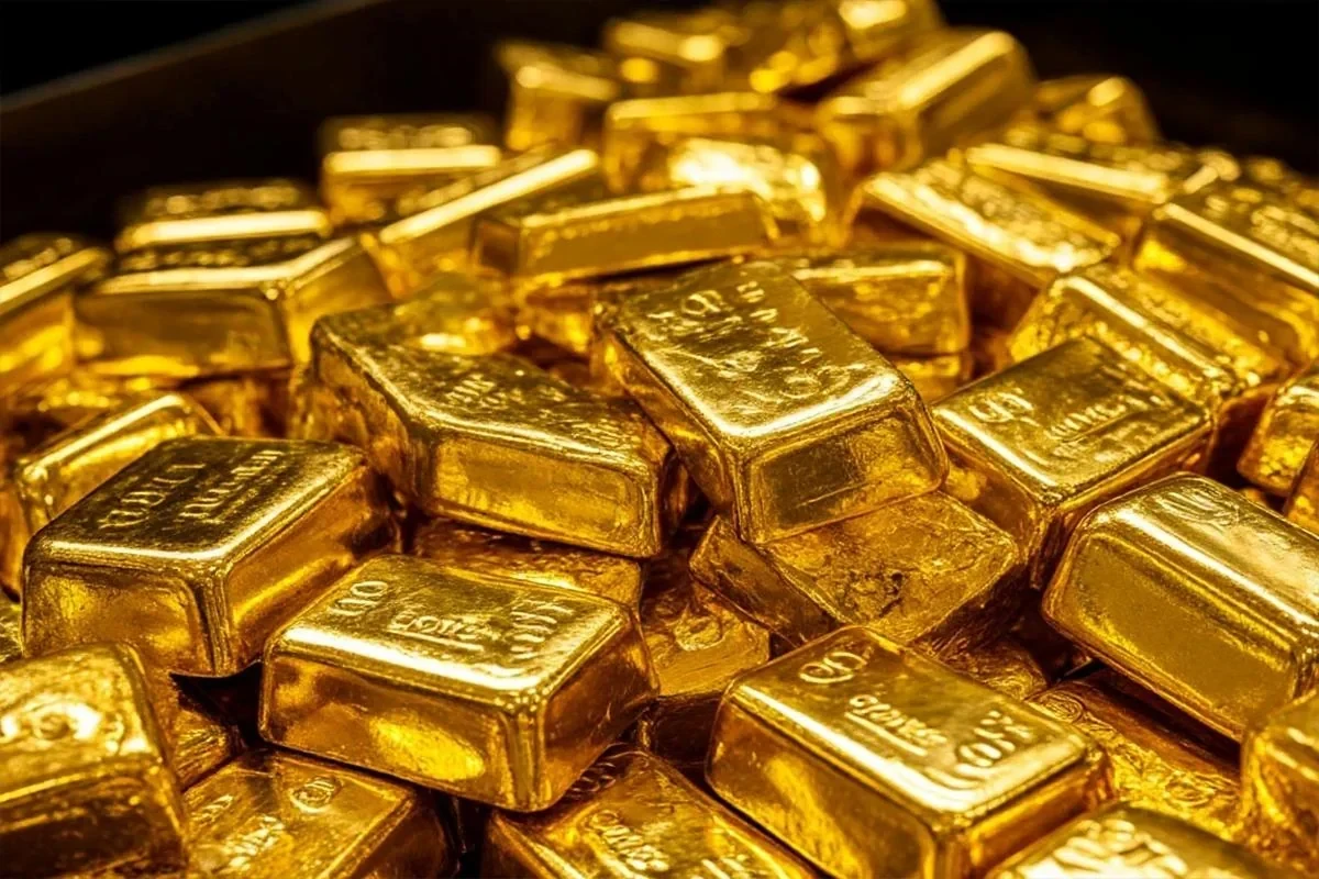 Цена на золото обновила минимум за полтора месяца
 