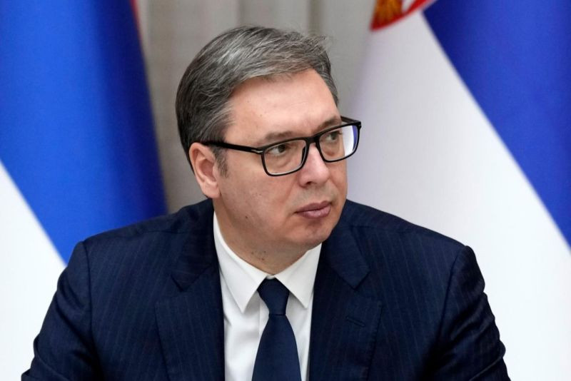 Вучич объявил об отставке с поста президента Сербии
 