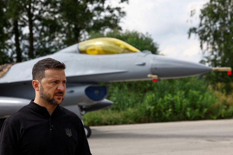Зеленский: До конца года Бельгия передаст Украине три истребителя F-16
 