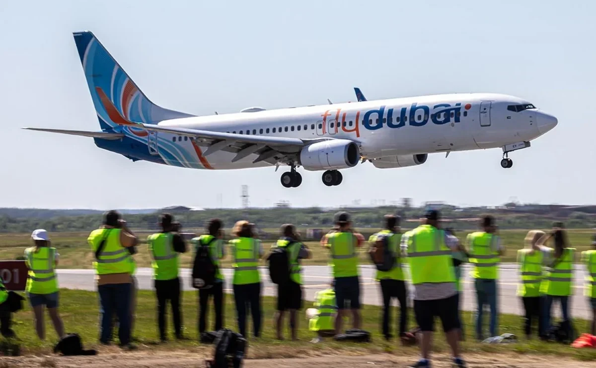Пассажиры рейса Flydubai заявили, что нападавший просил их убить его
 