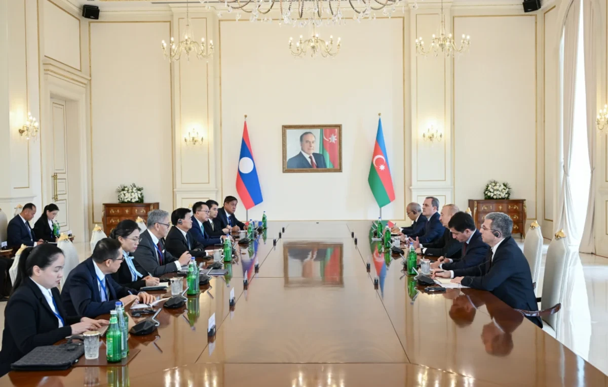 Состоялась встреча Президента Ильхама Алиева с лаосским коллегой в расширенном составе - ОБНОВЛЕНО
 