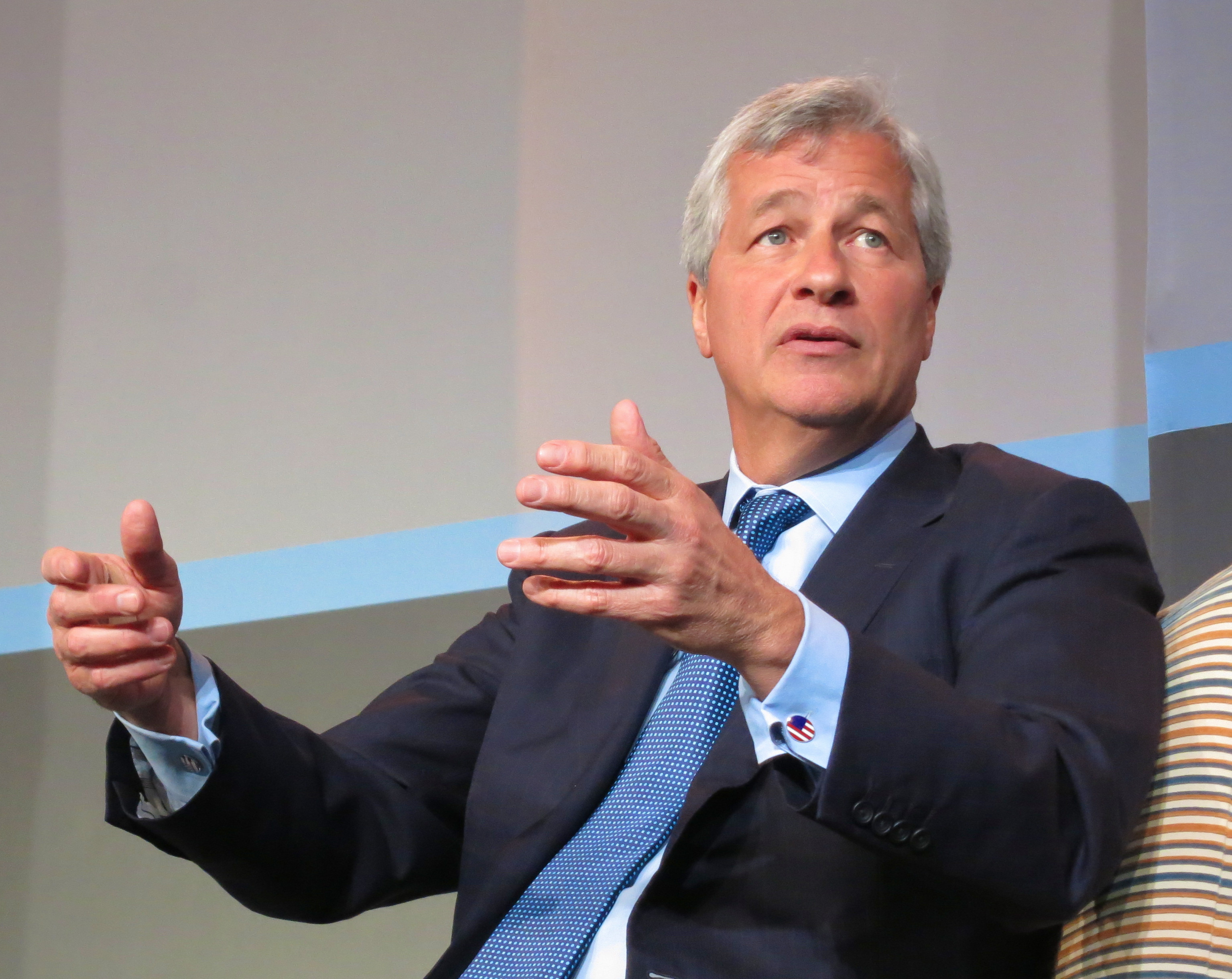 Глава JPMorgan заявил, что российская армия могла бы дойти до Парижа
 