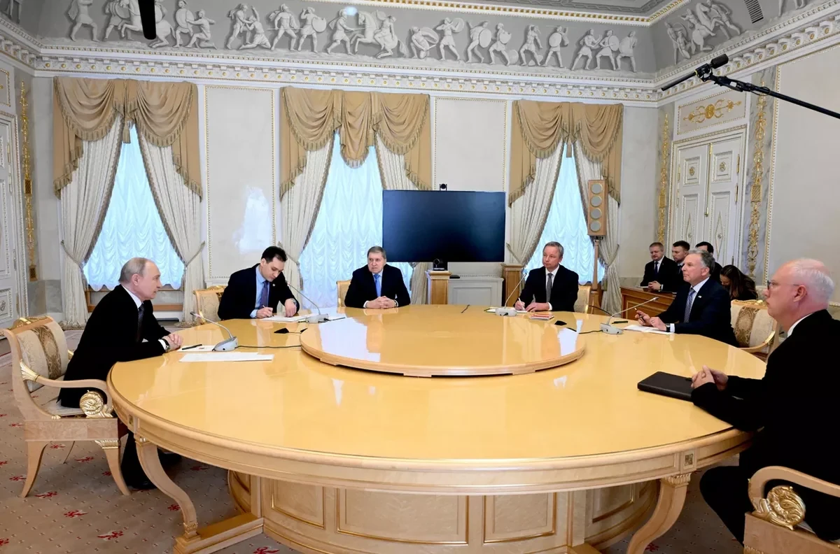 Началась встреча Путина с Уиткоффом
 